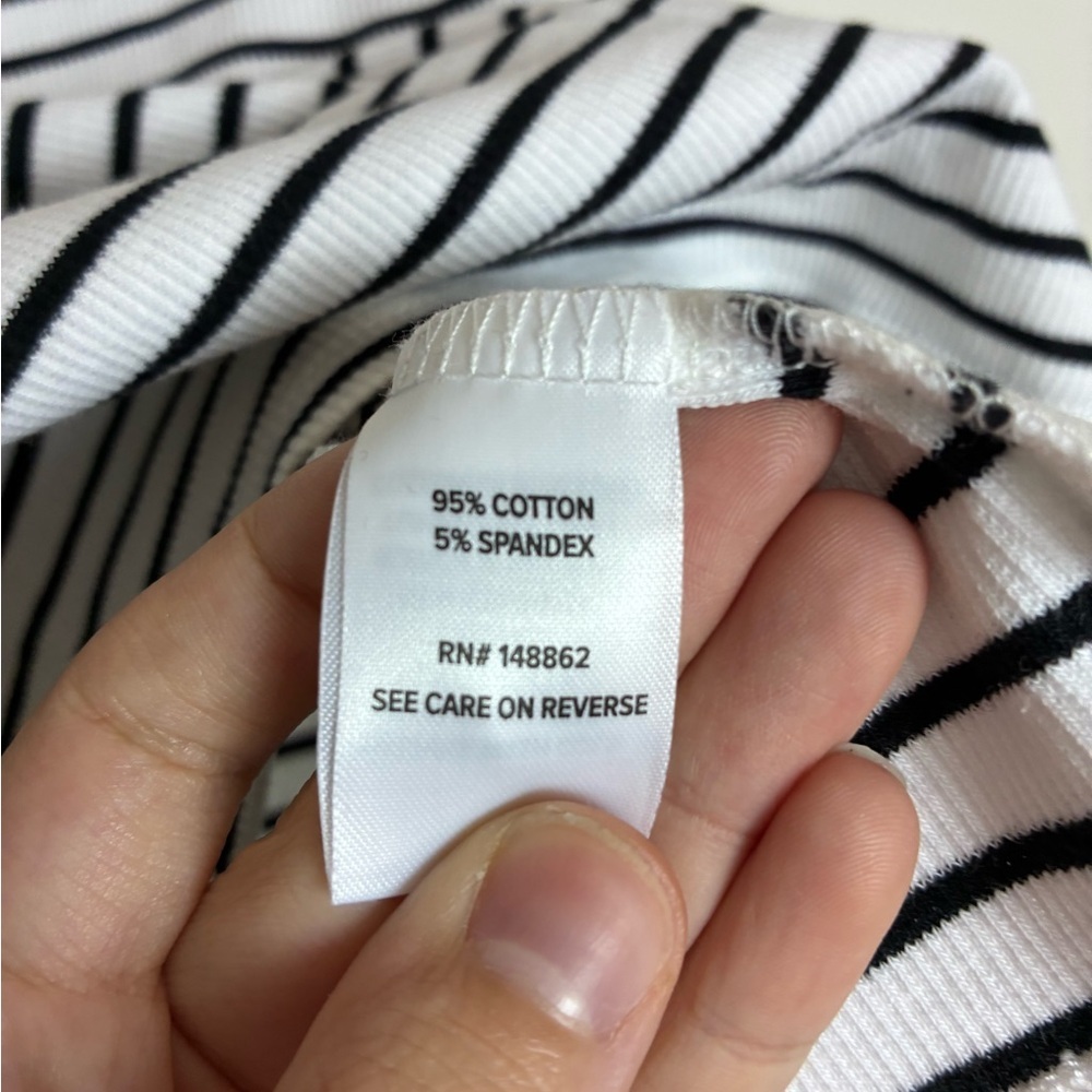 Torrid Love Sick Baby Tee Black and White Striped Ribbed Texture Y2K, 90’s 4X - Picture 10 of 10